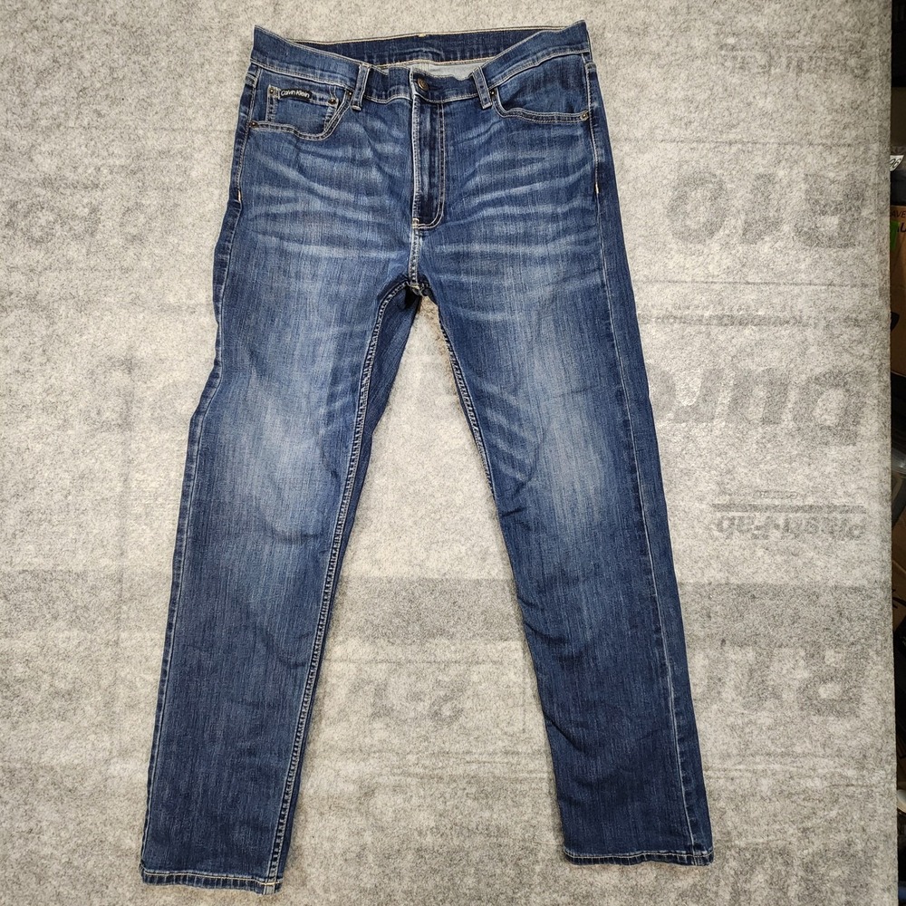 Calvin Klein Jeans  Mens 34x32  Blue Slim Straight Fit